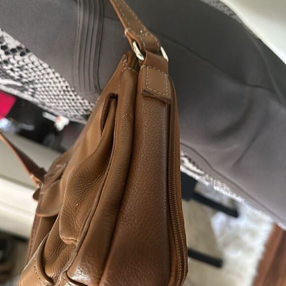 Vintage Fossil Crossbody - Picture 6 of 11